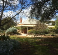 Thalia Getaway Villa - Foster Accommodation
