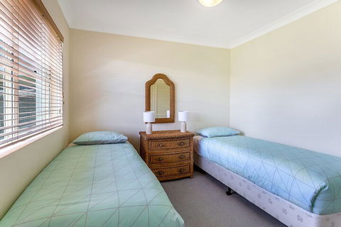 Birubi Lane 4 Anna Bay - Foster Accommodation 6