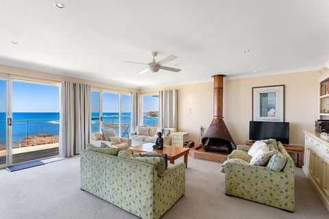 Birubi Lane 4 Anna Bay - Foster Accommodation 4