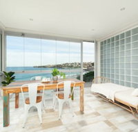 Waterfront Garden Apartment - Foster Accommodation