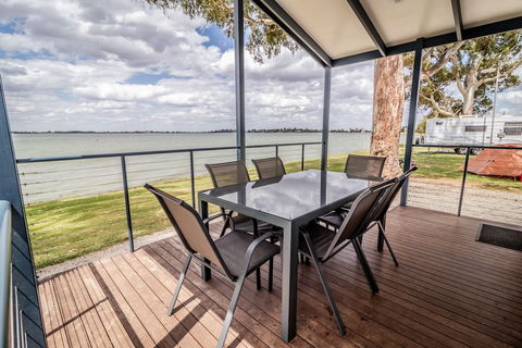 Lake Boga Caravan Park - Foster Accommodation 3
