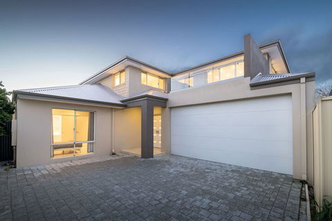 Balcatta 4 Bedroom House - Foster Accommodation 1