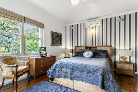 Postmasters House - Foster Accommodation 3