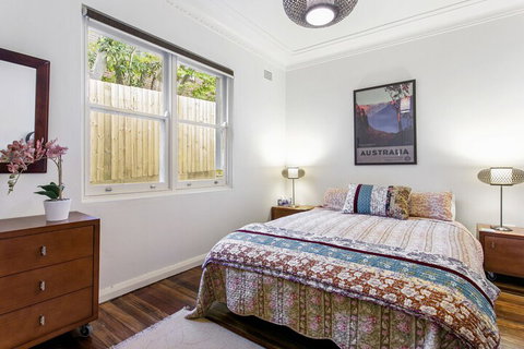 Postmasters House - Foster Accommodation 6