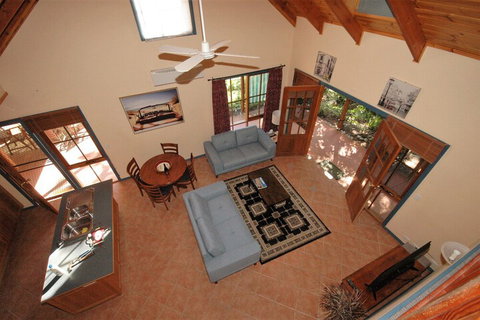 Garden Cottage Beechworth - Foster Accommodation 5