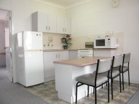 Forster Lodge 16 - Foster Accommodation 6