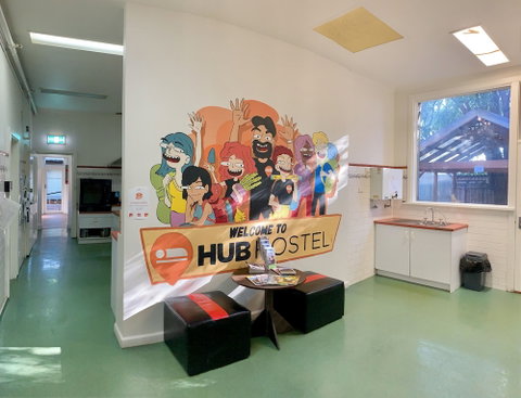 Hub Hostel - Foster Accommodation 1