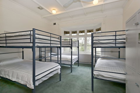 Hub Hostel - Foster Accommodation 6