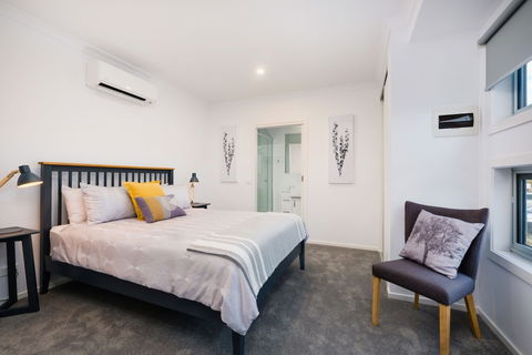 Albury Yalandra Apartment 4 - Foster Accommodation 4