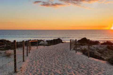 SUMMER BREEZE - Holiday And Business Accommodation - Foster Accommodation 0