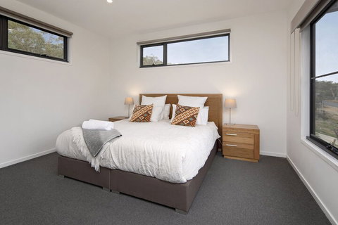 Mountview 43 - Foster Accommodation 3