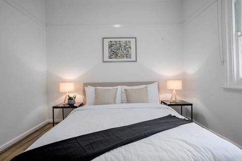 88 Peaceful Blackburn House - Foster Accommodation 4
