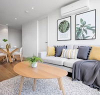 61 Boutique One bedroom Boxhill Central Mall - Foster Accommodation