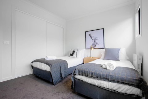 92 Brand New Doncaster Local House - Foster Accommodation 4
