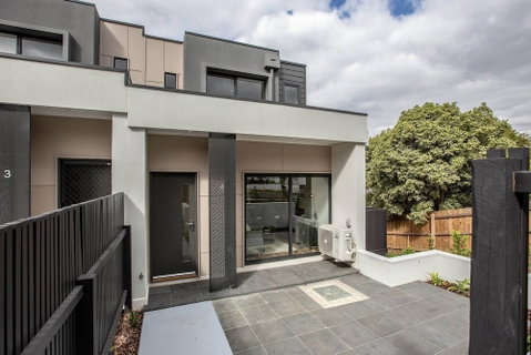 92 Brand New Doncaster Local House - Foster Accommodation 0