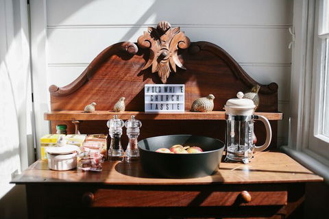 Old White Church Bed & Breakfast - Foster Accommodation 7