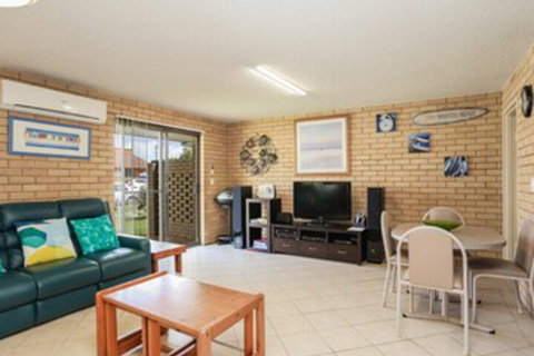 Tee Jays Sawtell NSW - Foster Accommodation 0