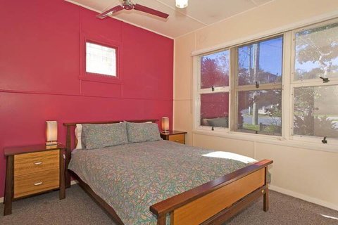 Lobster Cottage Sawtell NSW - Foster Accommodation 1