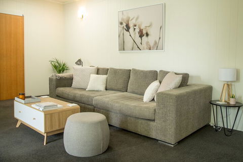 Two Bedroom Gem Short Drive To MONA - Foster Accommodation 7