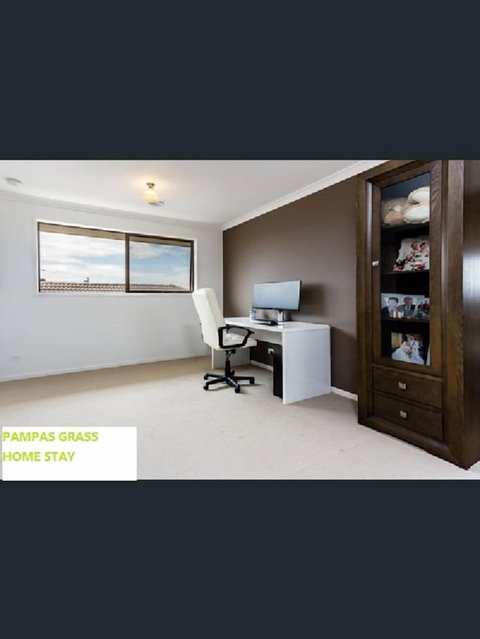 Pampas Grass Homestay - Foster Accommodation 4