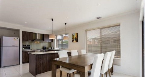 Pampas Grass Homestay - Foster Accommodation 5