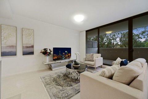 HomeHotel Spacious Luxury Apt Next To Shopping - Foster Accommodation 1