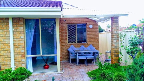 Camelias Boutique Cottage In Dianella - Foster Accommodation 1