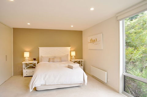 LA MER Centrally Located Free Wifi - Foster Accommodation 4