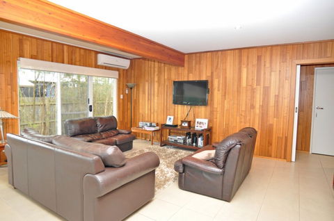 Welcome Break PET Friendly - Foster Accommodation 3