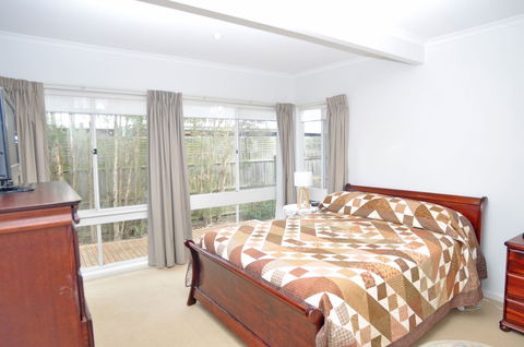 Welcome Break PET Friendly - Foster Accommodation 2