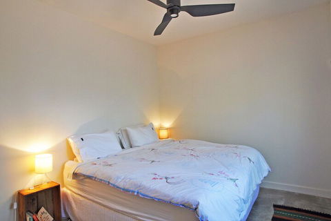 Armstrongs Close TO Beach - Foster Accommodation 7