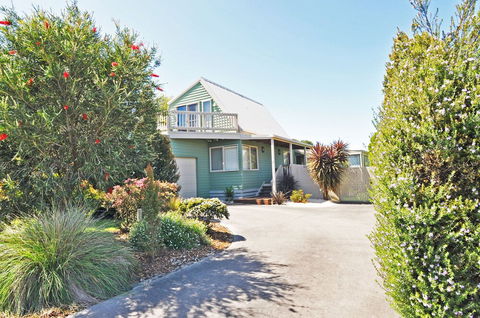 Archies Beachside Abode PET Friendly - Foster Accommodation 0