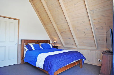 Archies Beachside Abode PET Friendly - Foster Accommodation 2