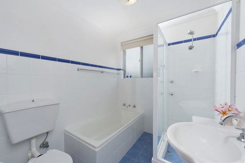 Andana Unit 1 / 12 Gretel Close - Foster Accommodation 6