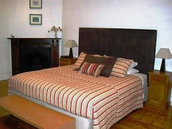 Robinsons In The City - Foster Accommodation 0