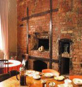 Robinsons In The City - Foster Accommodation 3