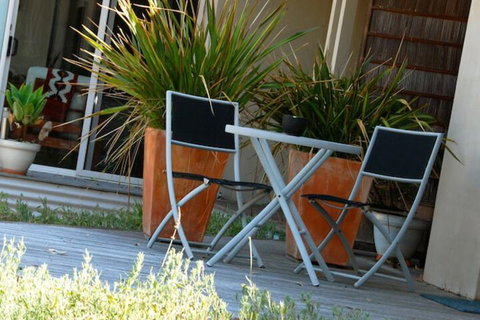 South Beach Haven - Foster Accommodation 6