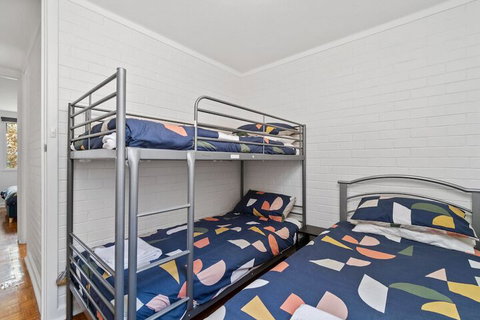 Pronto Apartments - Foster Accommodation 3