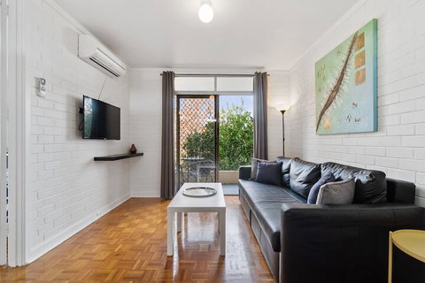Pronto Apartments - Foster Accommodation 5