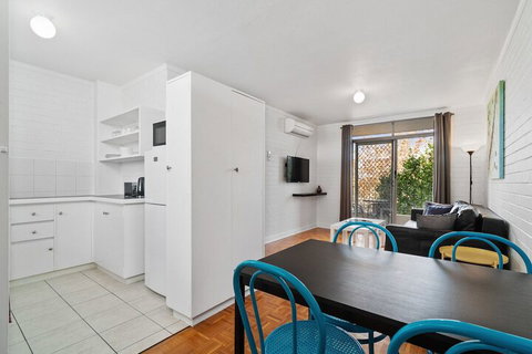 Pronto Apartments - Foster Accommodation 4