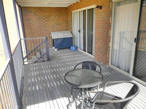 LIFES A BEACH - Foster Accommodation 6