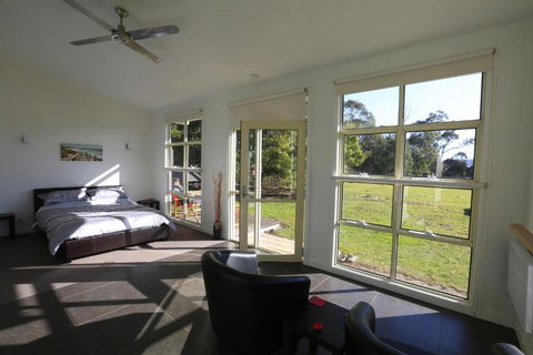 Riverwalk B & B - Foster Accommodation 4