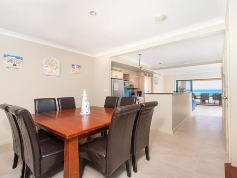 Birubi Point Anna Bay 17A - Foster Accommodation 1