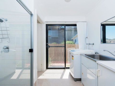 Birubi Point Anna Bay 17A - Foster Accommodation 4