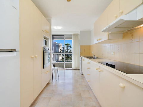 Border Terrace Unit 13 Large Apartment Walk To Beaches & Clubs - Foster Accommodation 1