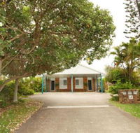 Unit 1 / 14 Tamarindus Street Marcoola Beach Pet friendly 300 BOND Linen supplied - Foster Accommodation