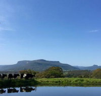 Minimbah Farm Cottages Family Farmstay choose from 2  3 bedroom Cottages  6 Bedroom House - Foster Accommodation