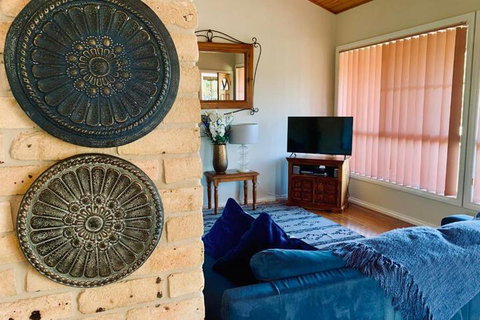 Lakeview Lodge - Foster Accommodation 7