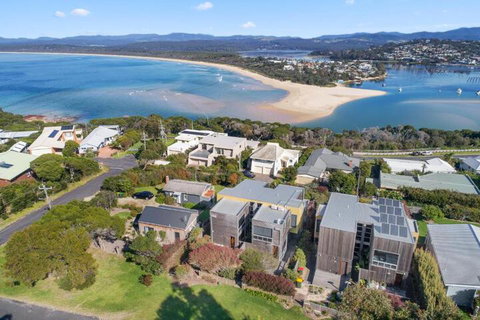 Longpoint Living - Foster Accommodation 6