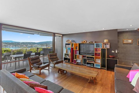 Longpoint Living - Foster Accommodation 7